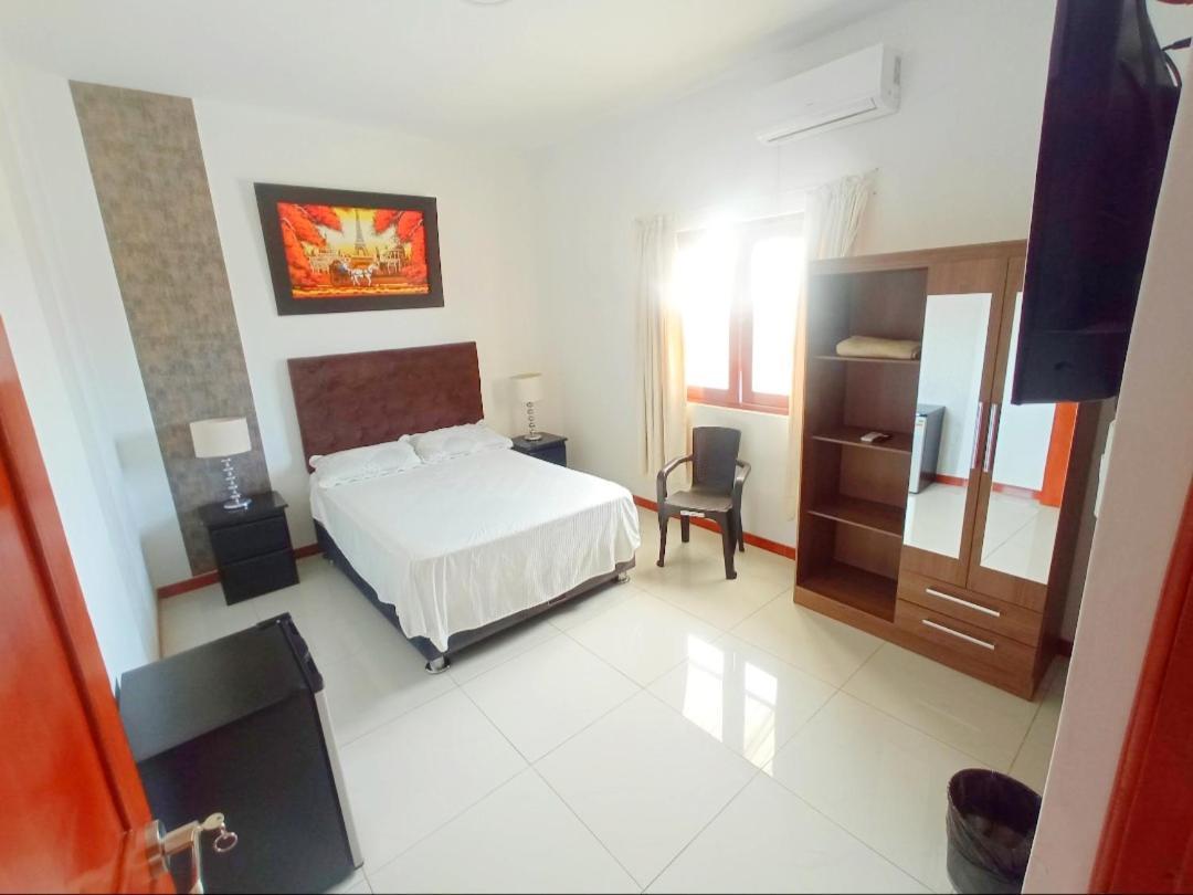 Deluxe Hotel Talara - A 5 Minutos Del Aeropuerto Y Plaza De Armas الغرفة الصورة