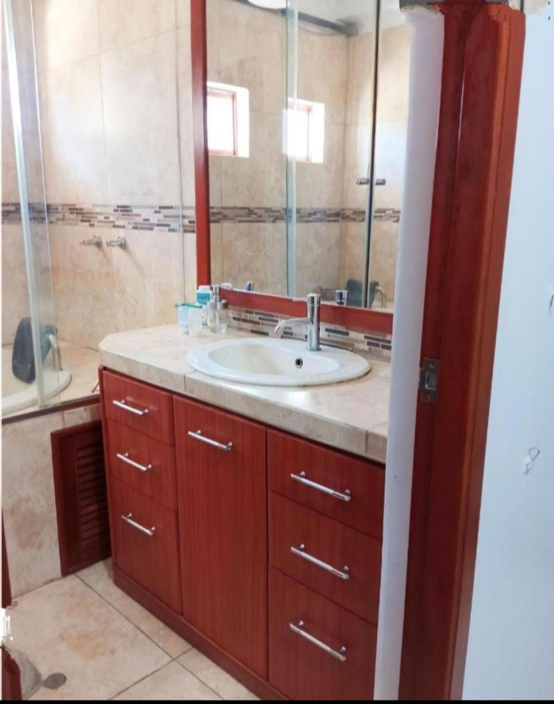 Deluxe Hotel Talara - A 5 Minutos Del Aeropuerto Y Plaza De Armas الغرفة الصورة