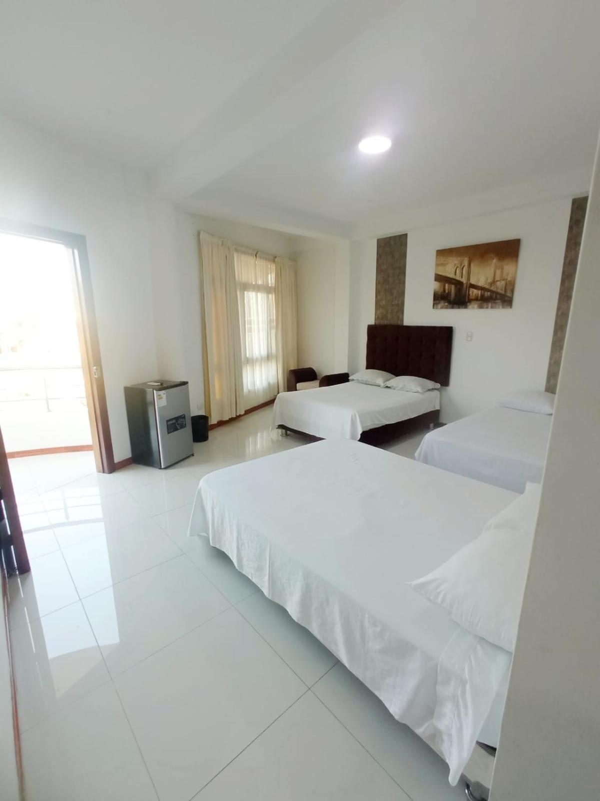 Deluxe Hotel Talara - A 5 Minutos Del Aeropuerto Y Plaza De Armas المظهر الخارجي الصورة