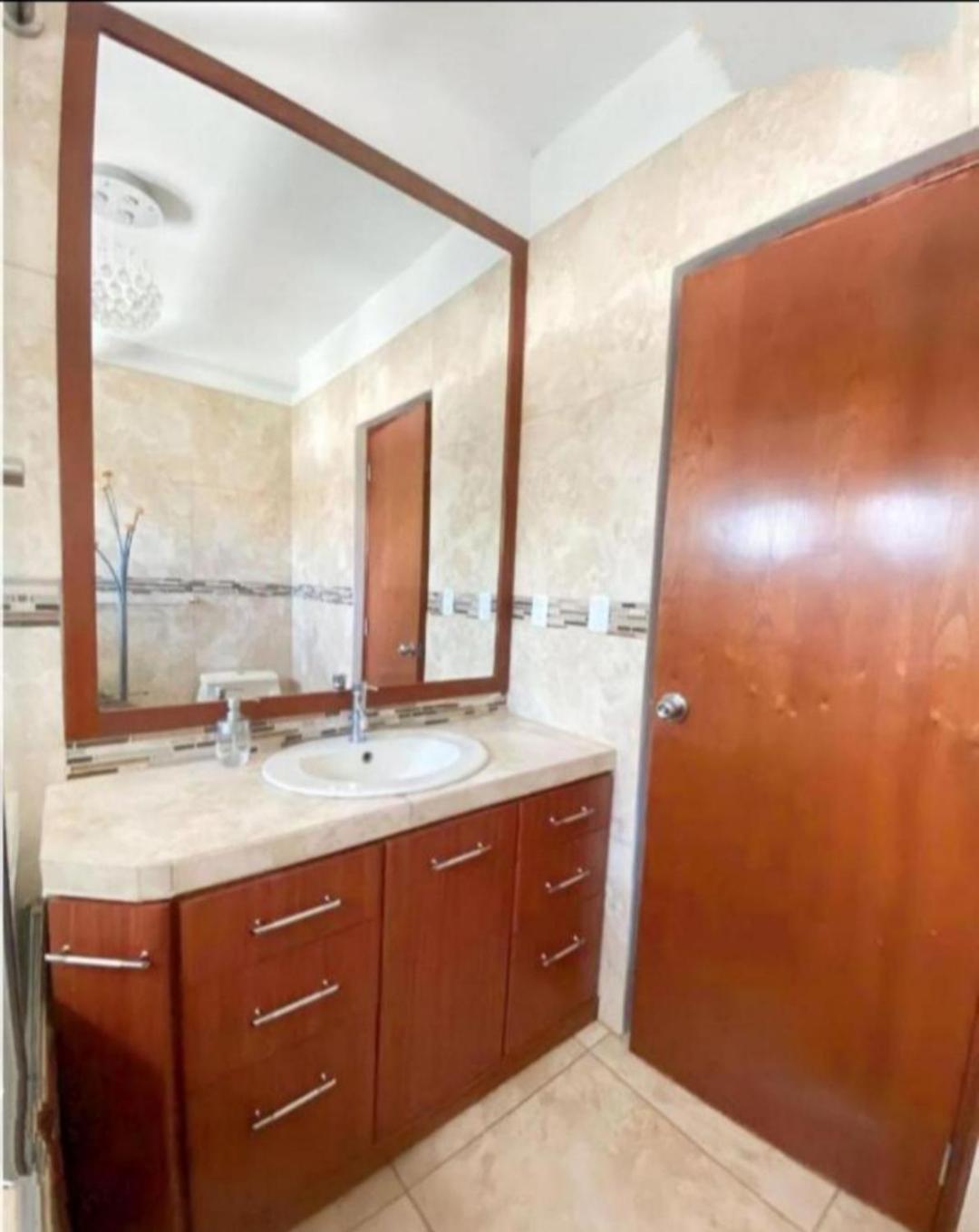 Deluxe Hotel Talara - A 5 Minutos Del Aeropuerto Y Plaza De Armas الغرفة الصورة