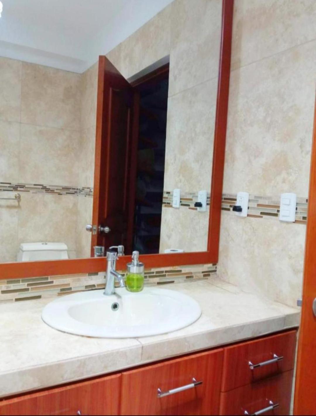 Deluxe Hotel Talara - A 5 Minutos Del Aeropuerto Y Plaza De Armas الغرفة الصورة